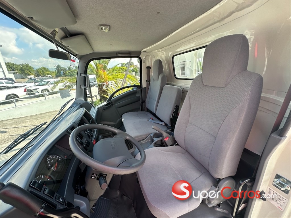 2026 Isuzu Volteo 4X4 — foto 4 / 9