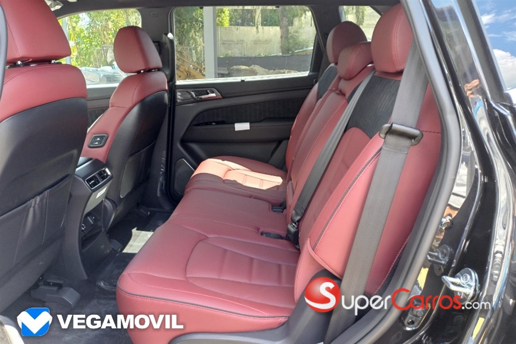 2026 KGM Rexton PLATINUM — foto 8 / 11