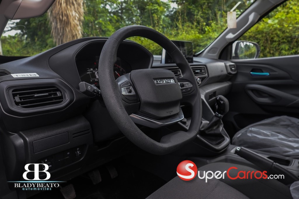 2025 Changan Hunter — foto 9 / 12