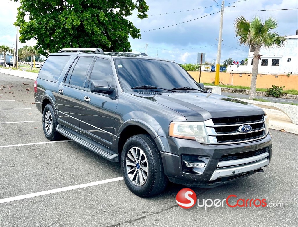 2016 Ford Expedition XLT — foto 2 / 12