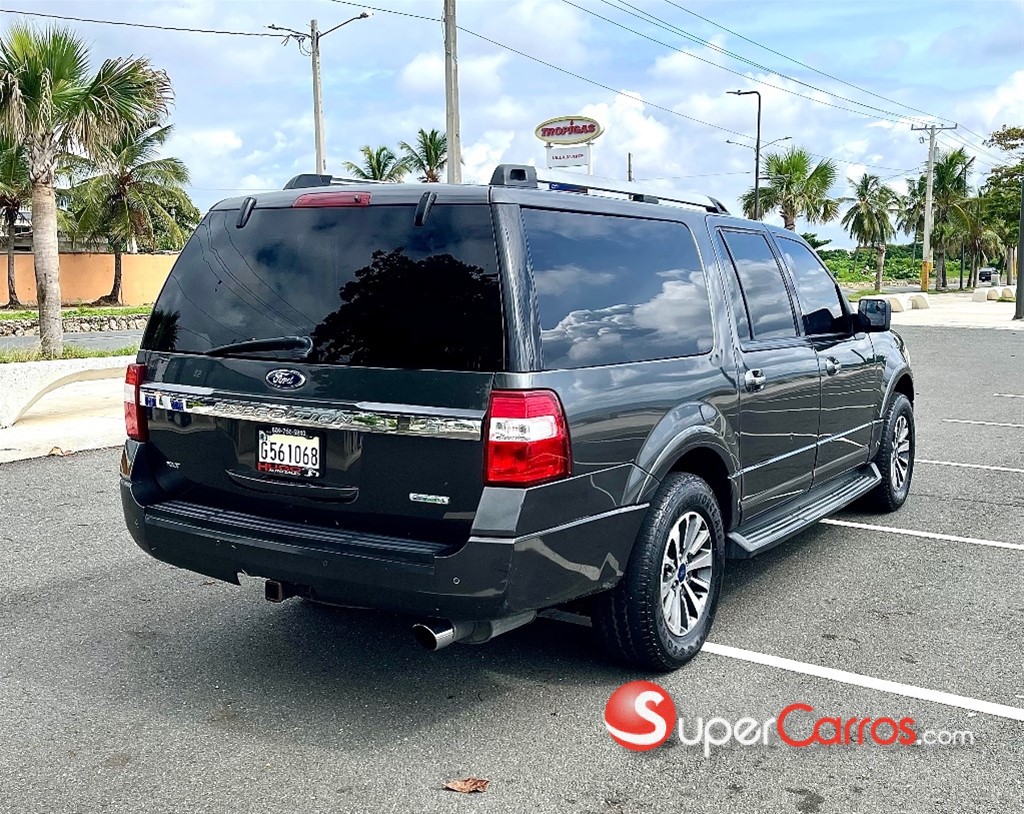 2016 Ford Expedition XLT — foto 3 / 12