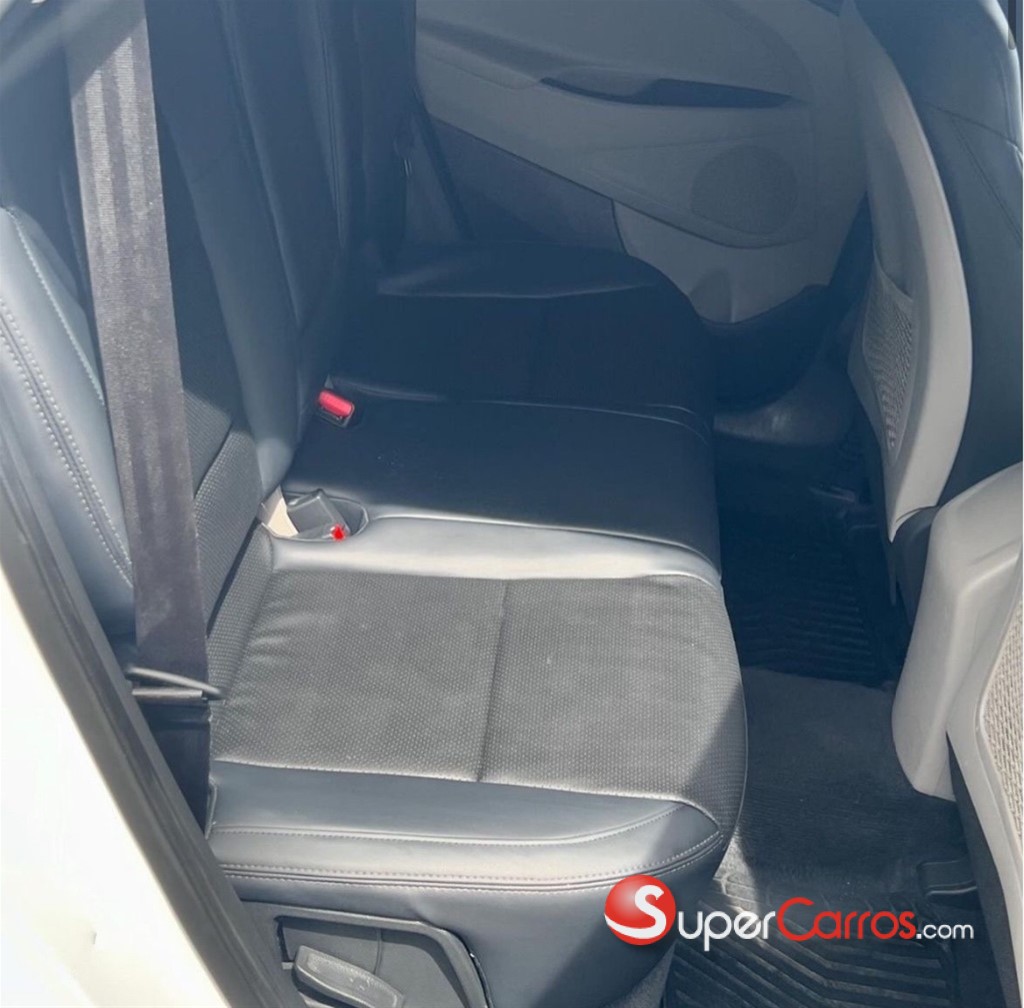 2018 Hyundai Tucson SE — foto 3 / 5