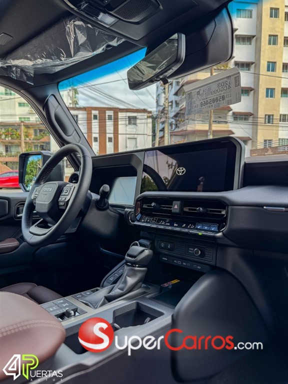 2027 Toyota Land Cruiser Prado Adventure — foto 8 / 10