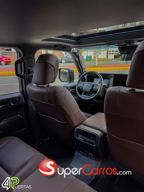 2027 Toyota Land Cruiser Prado Adventure — foto 10 / 10