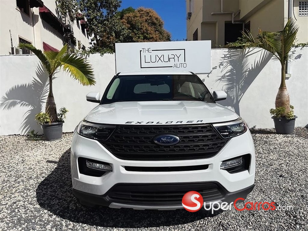 2020 Ford Explorer XLT ECOBOOST — foto 2 / 6