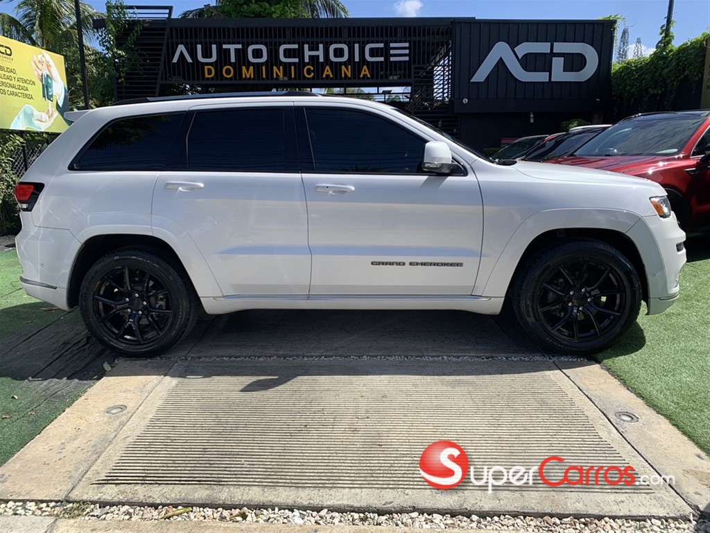 2018 Jeep Grand Cherokee SUMMIT — foto 8 / 11