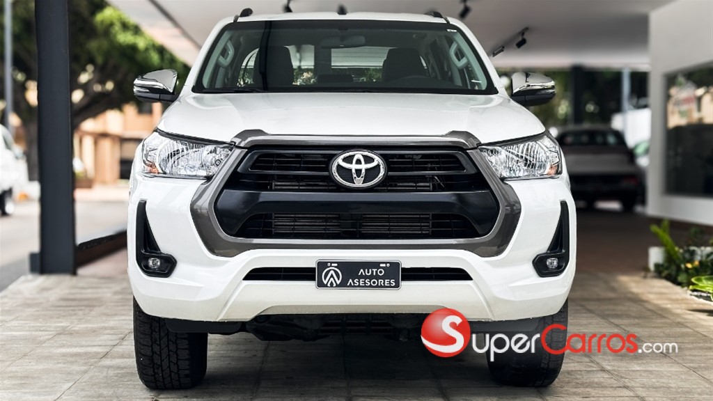 2026 Toyota Hilux 2.4