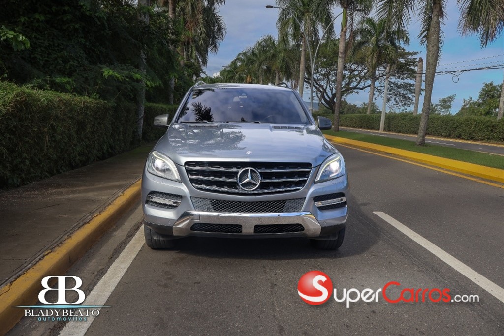 2013 Mercedes-Benz Clase ML 300 4 Matic — foto 4 / 12