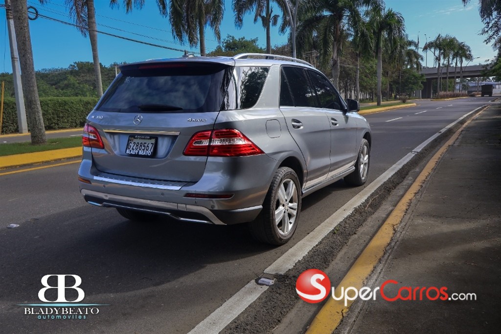 2013 Mercedes-Benz Clase ML 300 4 Matic — foto 11 / 12