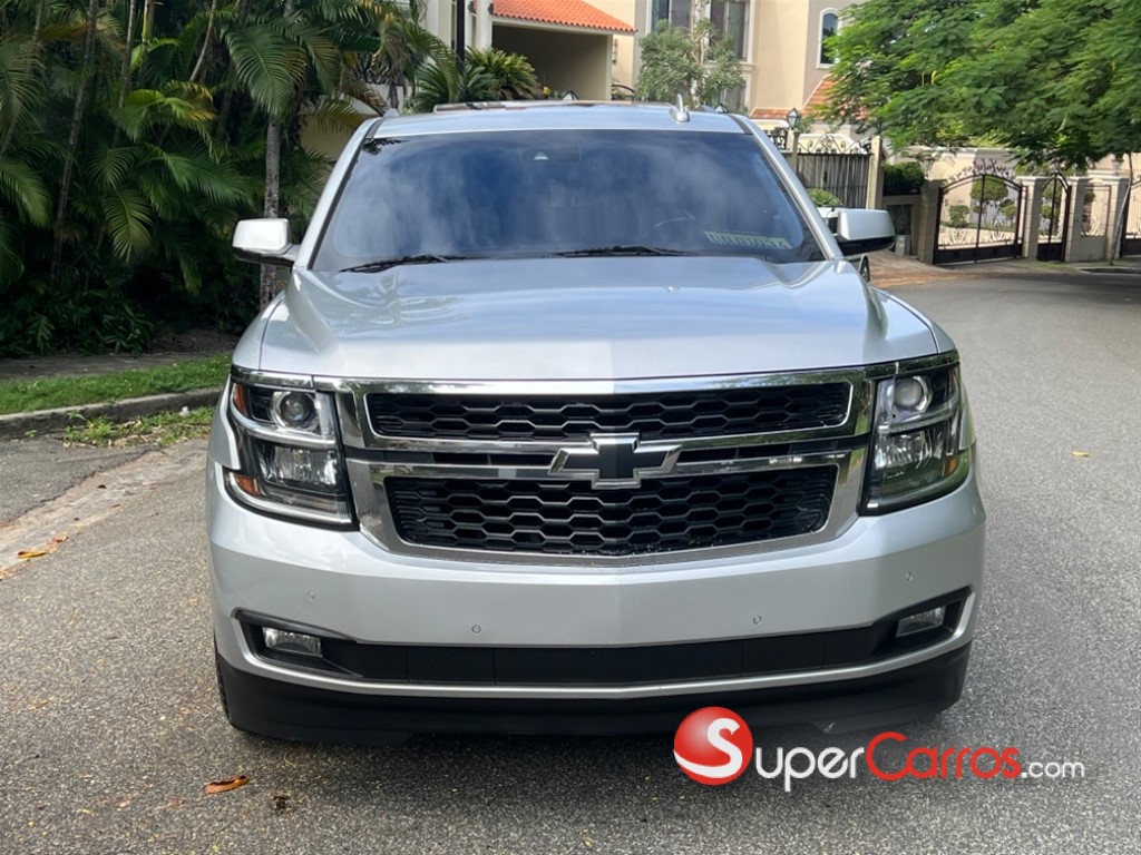 2017 Chevrolet Tahoe LT — foto 2 / 12