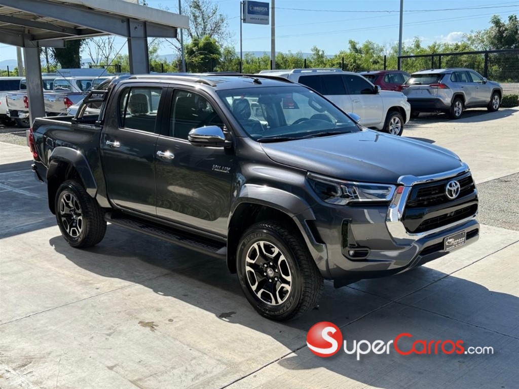 2026 Toyota Hilux WIDE TREAD — foto 2 / 9