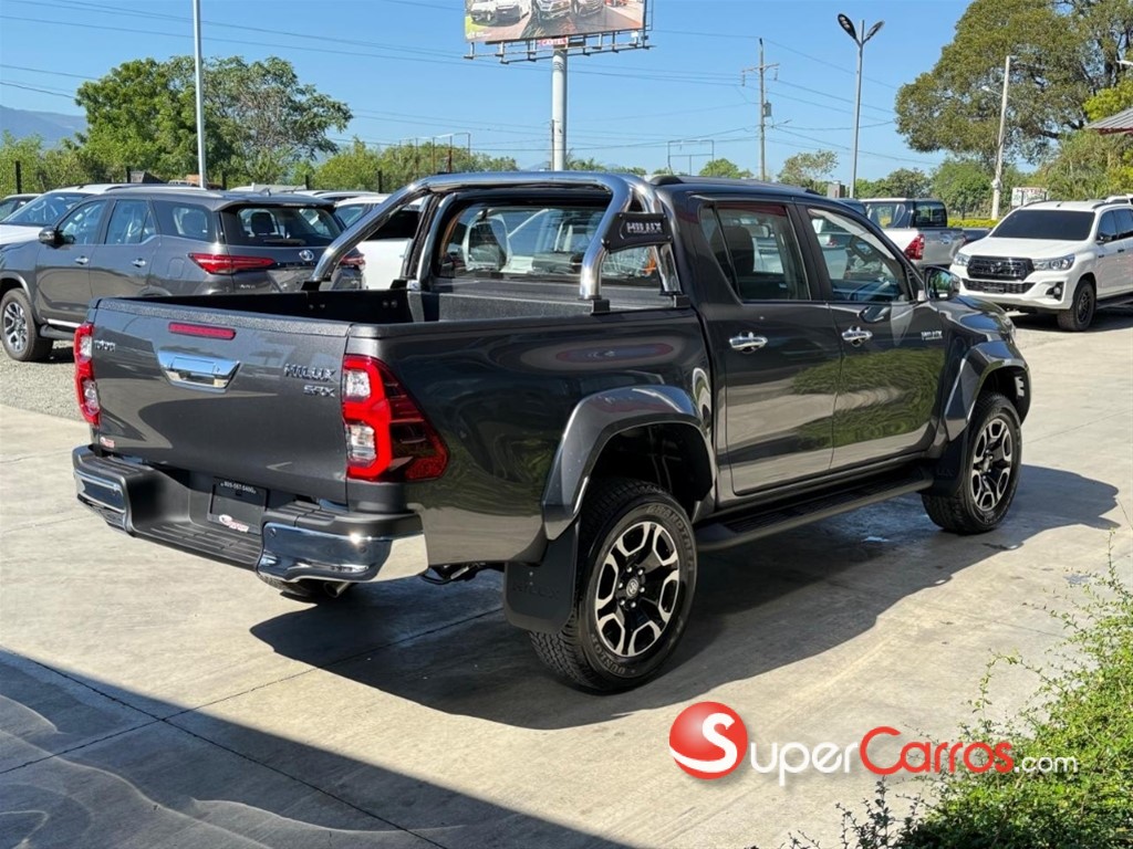 2026 Toyota Hilux WIDE TREAD — foto 3 / 9