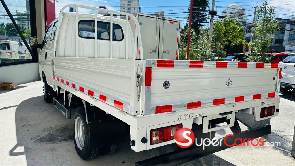 2025 KYC D5 Doble Cabina — foto 3 / 10