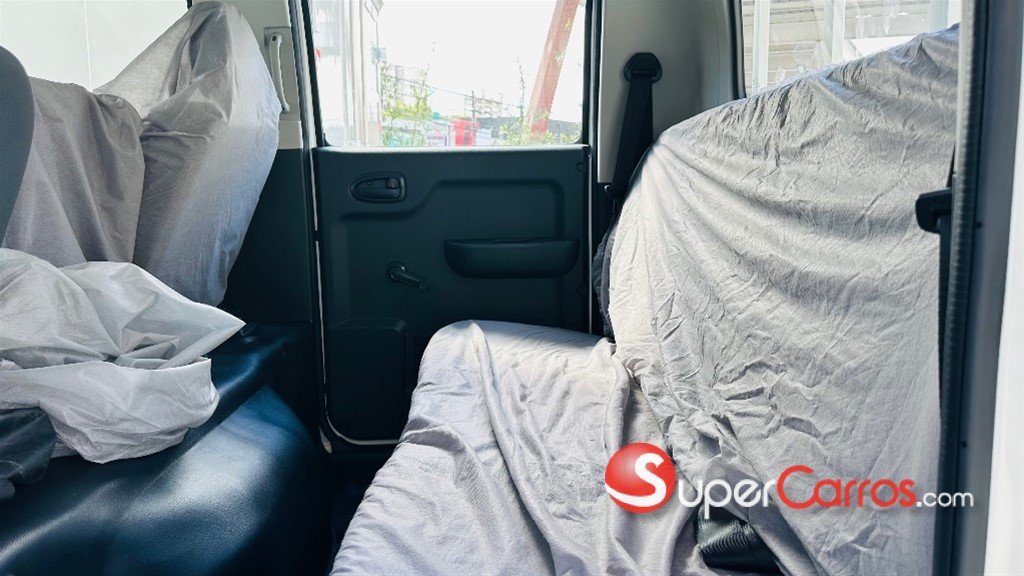 2025 KYC D5 Doble Cabina — foto 6 / 10