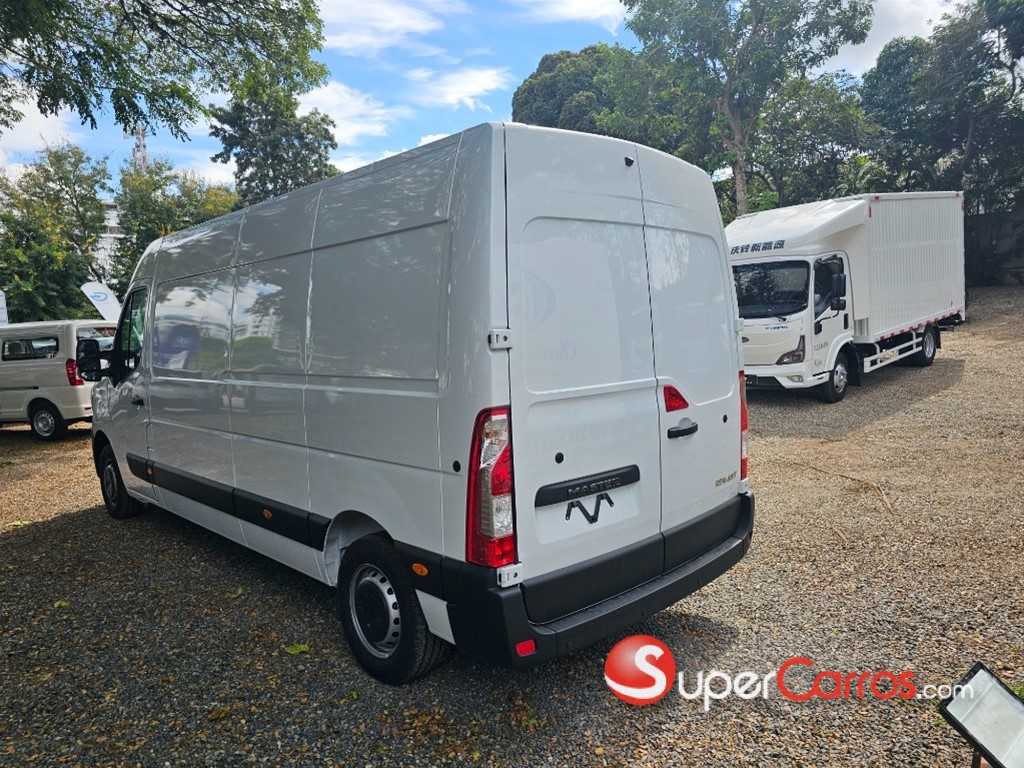 2027 Renault Master Carga — foto 3 / 11