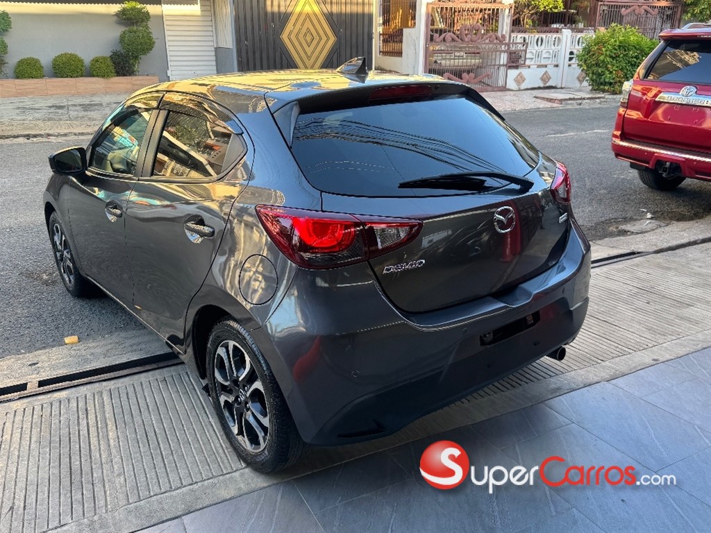 2018 Mazda Demio — foto 6 / 8