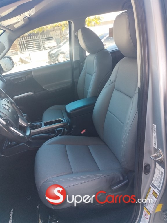 2019 Toyota Tacoma SR5 — foto 4 / 9
