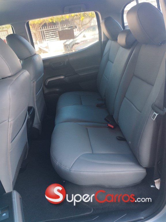 2019 Toyota Tacoma SR5 — foto 6 / 9