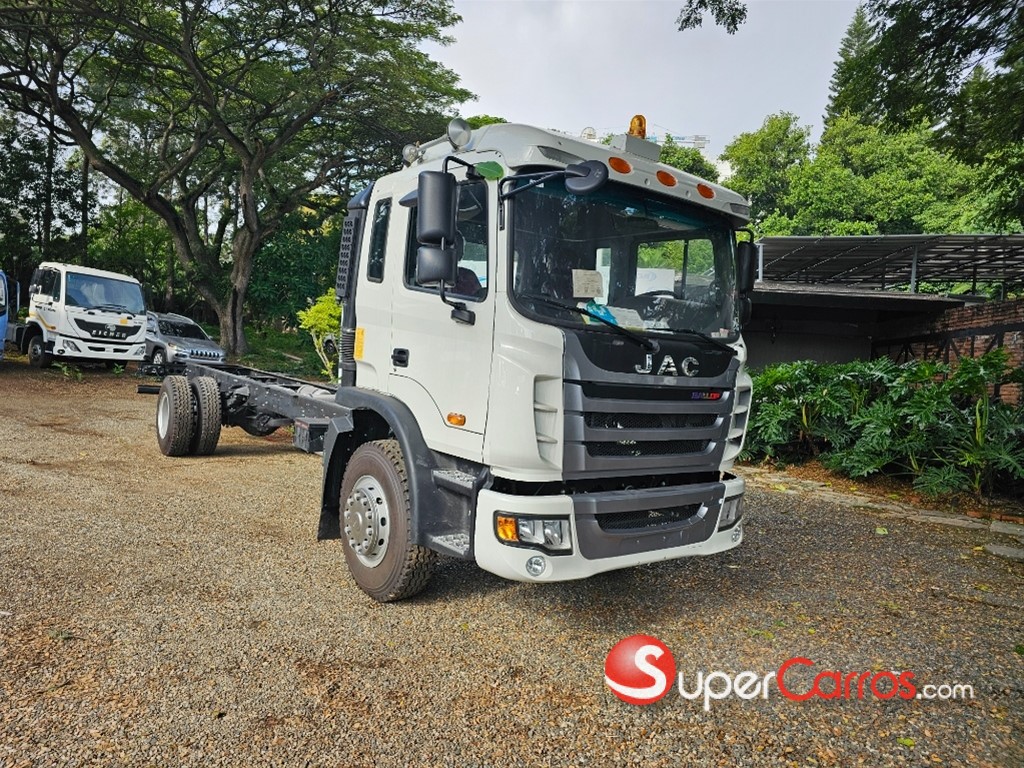 2026 Jac K3 24 pies — foto 2 / 7