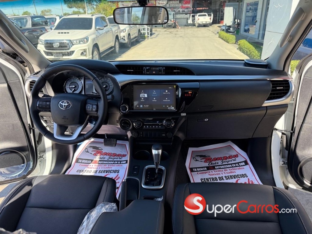 2026 Toyota Hilux WIDE TREAD — foto 5 / 7