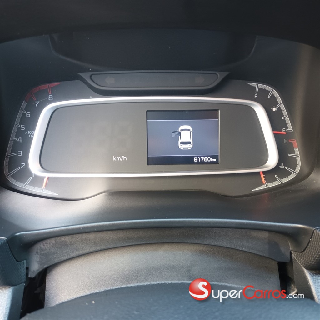 2022 Kia Sonet — foto 8 / 12