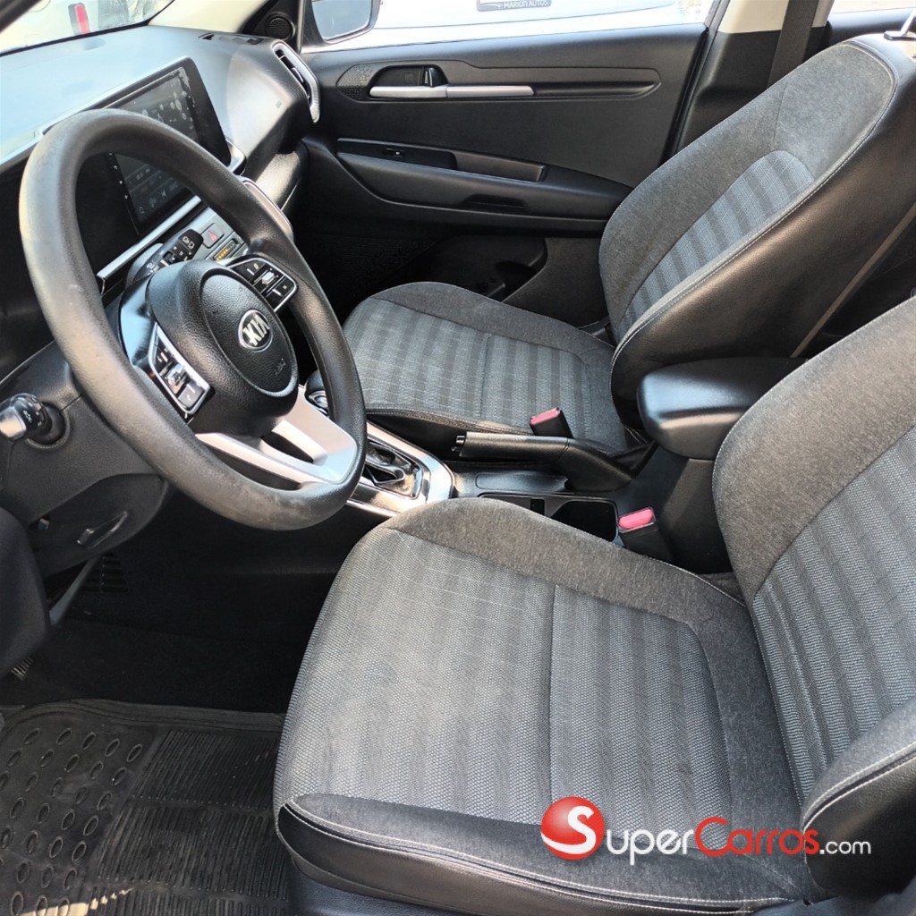 2022 Kia Sonet — foto 4 / 10