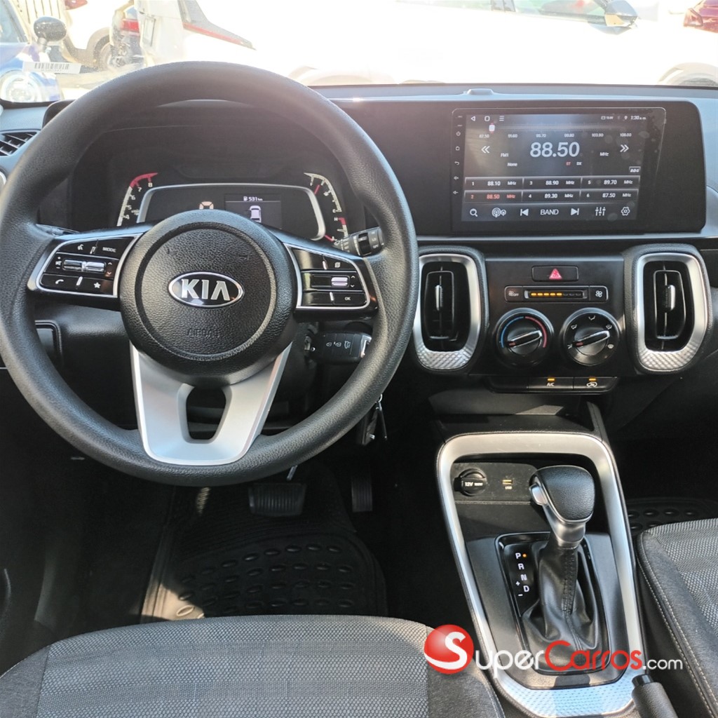 2022 Kia Sonet — foto 5 / 10