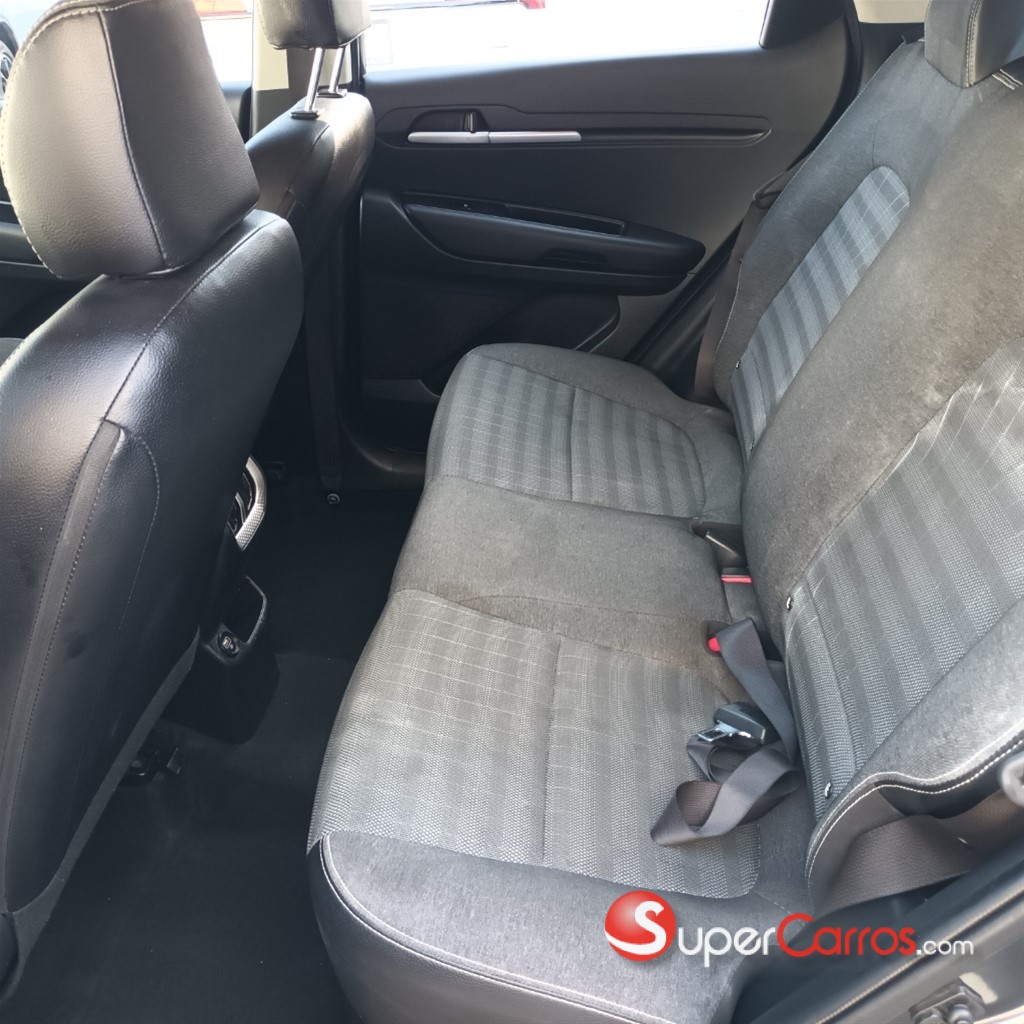 2022 Kia Sonet — foto 6 / 10