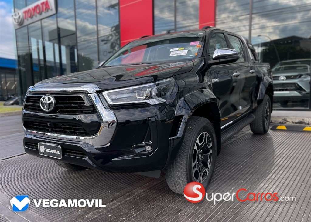 2025 Toyota Hilux WIDE TREAD