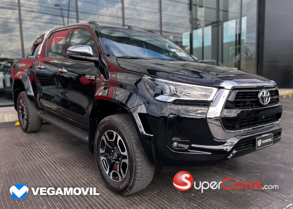 2025 Toyota Hilux WIDE TREAD — foto 2 / 12