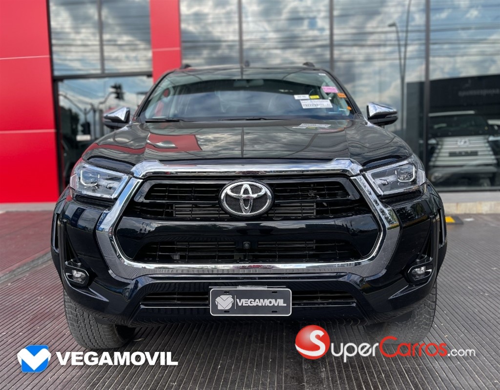 2025 Toyota Hilux WIDE TREAD — foto 5 / 12