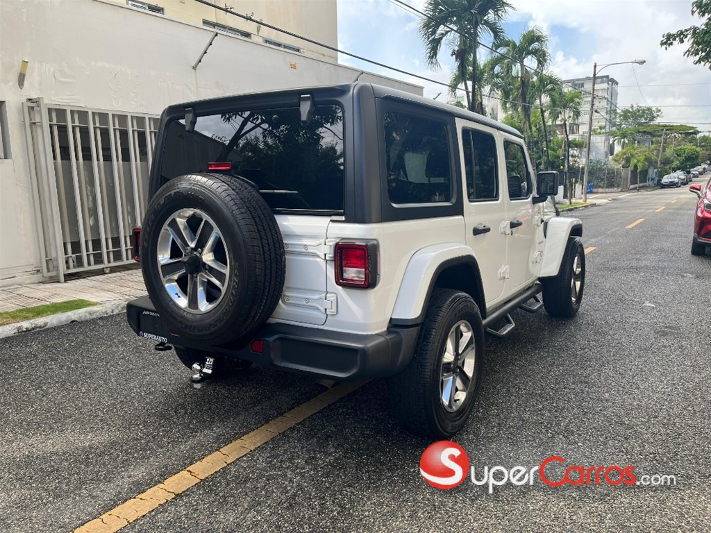 2018 Jeep Wrangler Sahara Unlimited — foto 4 / 9