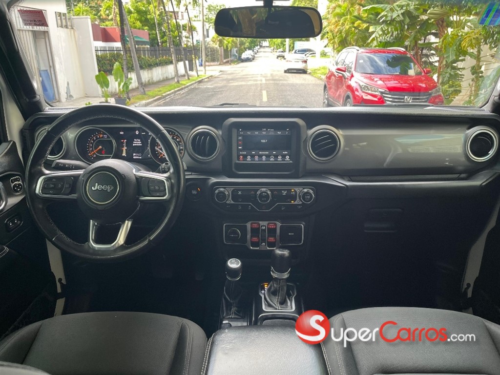 2018 Jeep Wrangler Sahara Unlimited — foto 9 / 9