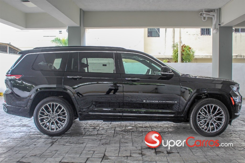 2025 Jeep Grand Cherokee L Summit Reserve — foto 4 / 12