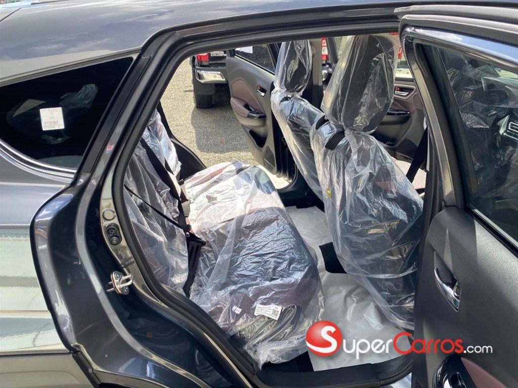 2025 Suzuki Fronx GLX — foto 9 / 9