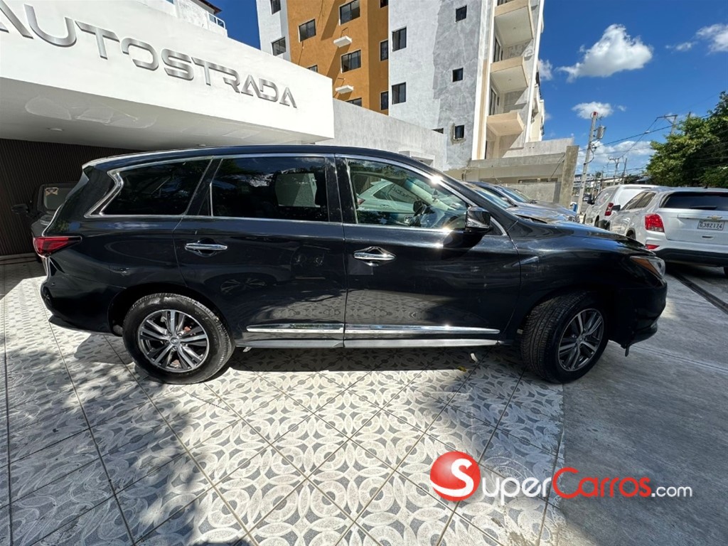 2018 Infiniti QX-60 — foto 6 / 8