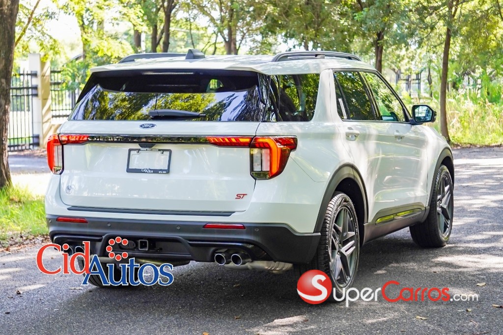 2026 Ford Explorer ST — foto 4 / 12
