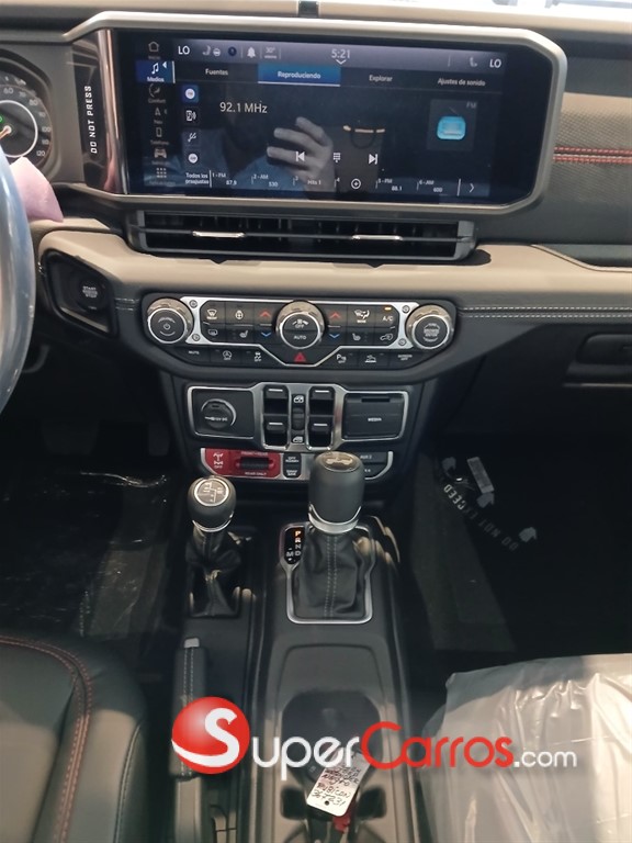 2025 Jeep Wrangler Rubicon — foto 12 / 12
