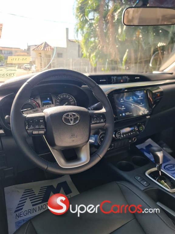 2026 Toyota Hilux WIDE TREAD — foto 8 / 9