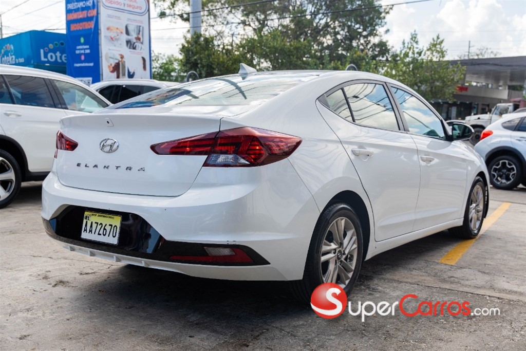 2020 Hyundai Elantra SEL — foto 4 / 12
