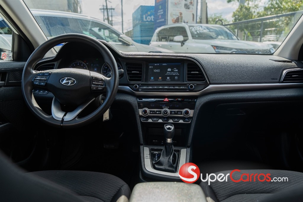 2020 Hyundai Elantra SEL — foto 10 / 12