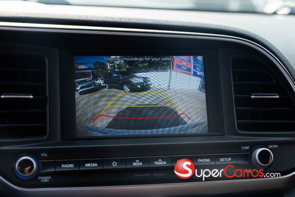 2020 Hyundai Elantra SEL — foto 11 / 12