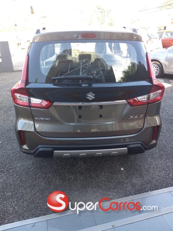 2024 Suzuki XL7 — foto 3 / 9