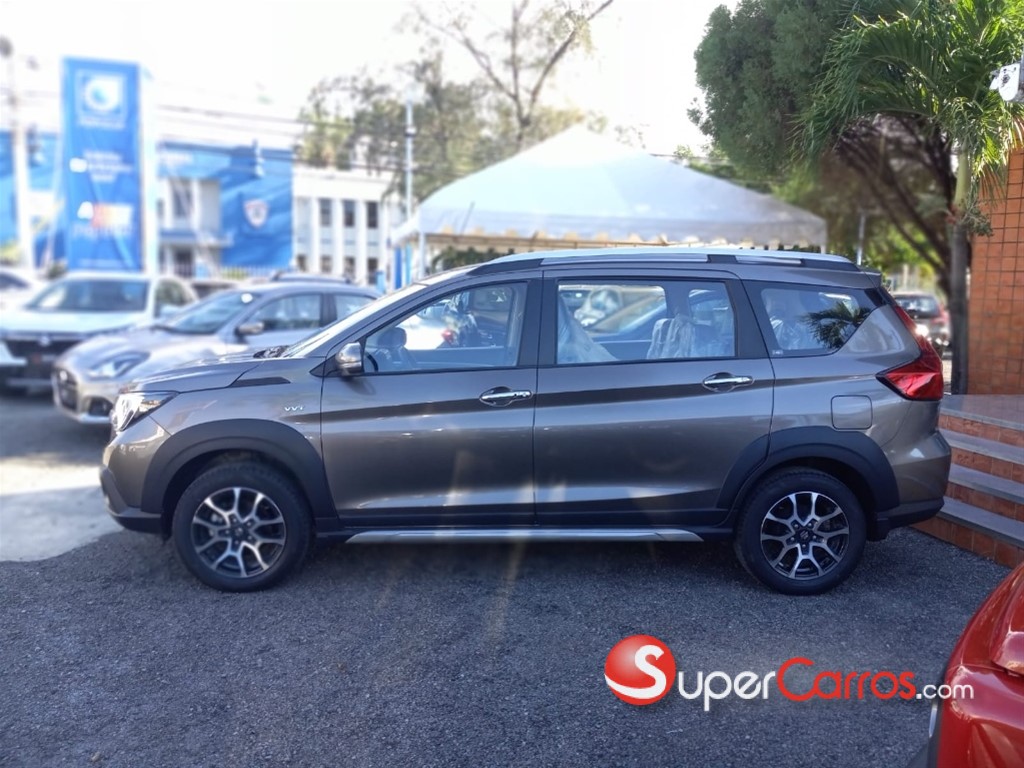 2024 Suzuki XL7 — foto 7 / 9