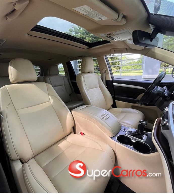 2019 Toyota Highlander XLE — foto 3 / 12