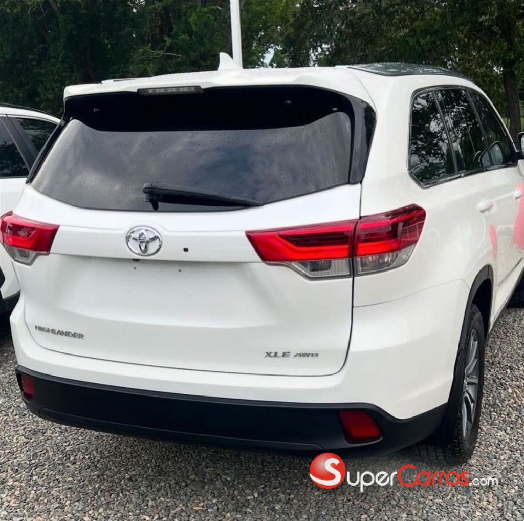 2019 Toyota Highlander XLE — foto 6 / 12