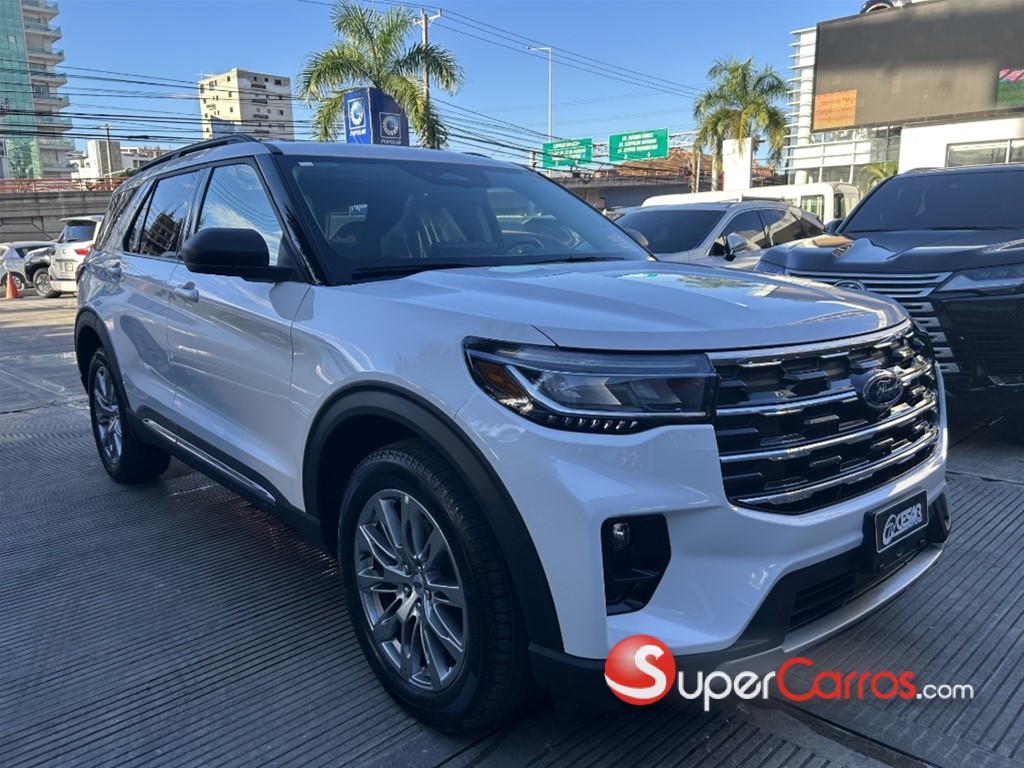 2025 Ford Explorer Active