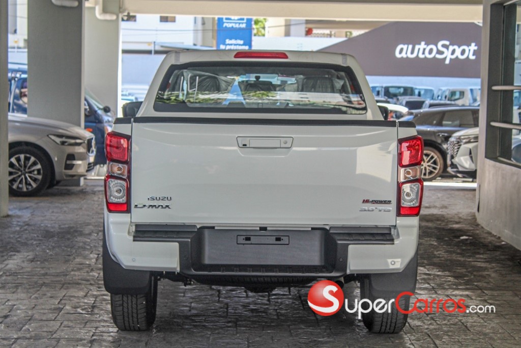2027 Isuzu DMAX — foto 3 / 9