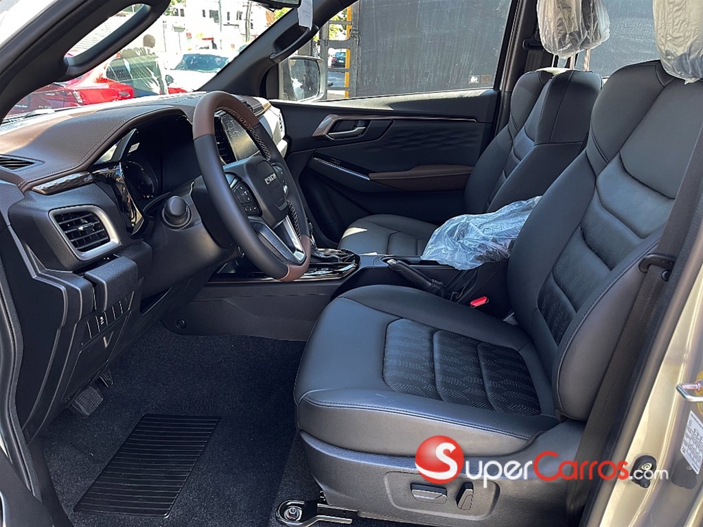 2025 Isuzu DMAX LSE — foto 7 / 11