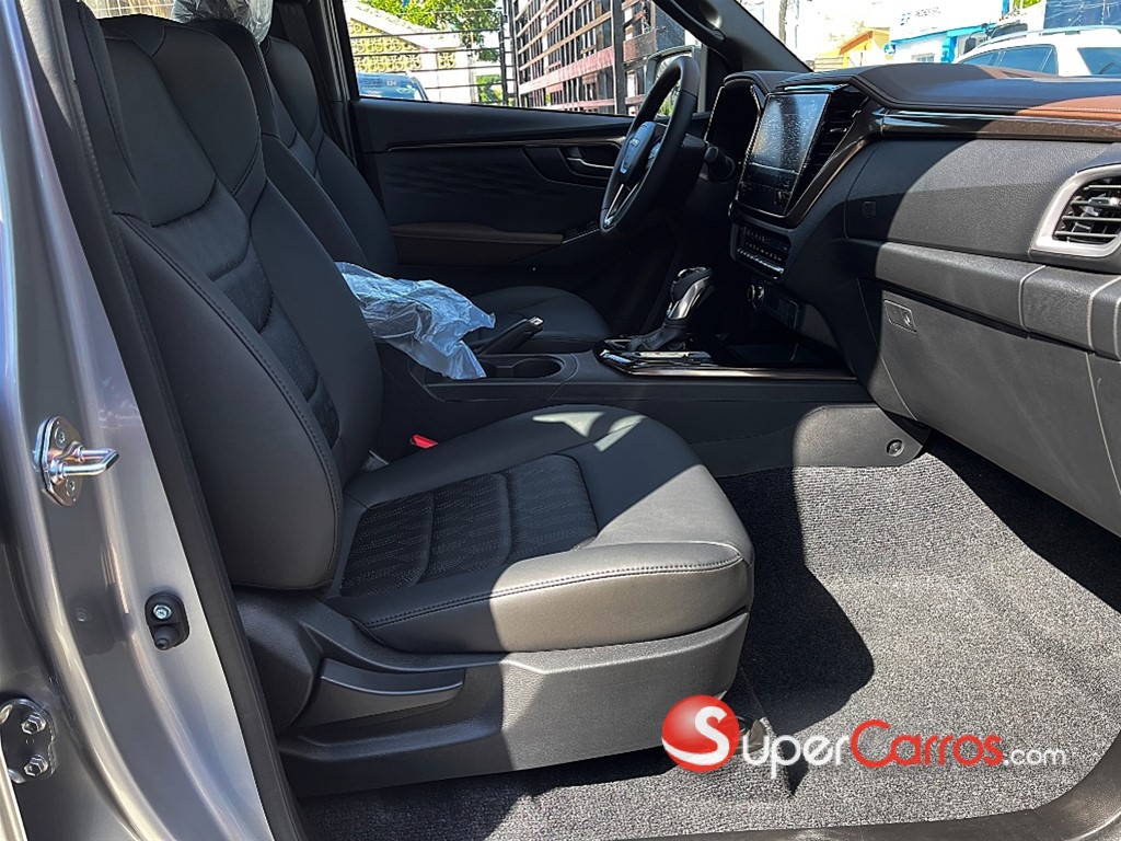 2025 Isuzu DMAX LSE — foto 10 / 11